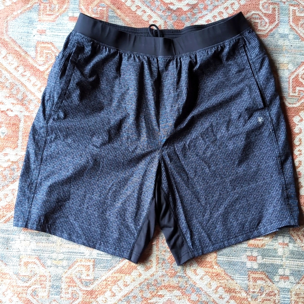 Gaiam athletic men's shorts XL